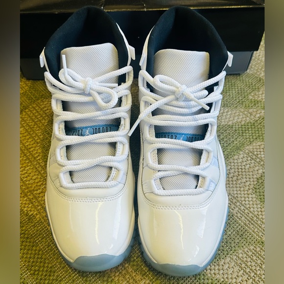 Nike Air Jordan 11 Retro Legend Blue CT8012-104 Size 10 Men Preowned - Picture 2 of 11